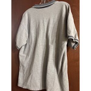 Men's gray collared s/s shirt. Size L